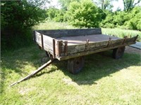 Steel floor wagon w/ running gear w/ 5 hole wheels