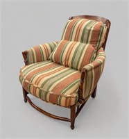 VINTAGE UPHOLSTERED LOUNGE CHAIR