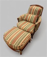 VINTAGE UPHOLSTERED LOUNGE CHAIR