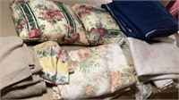 Large Throw Pillows Blankets Bedding Mattress