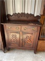 BUFFET SERVER / SMALL SIDE BOARD