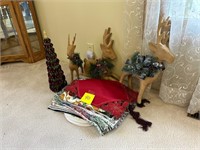 Christmas table runner - place mats & decor