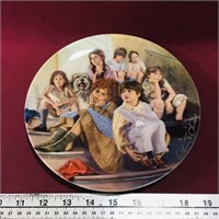 1984 Knowles Decorative Plate (8 1/2")