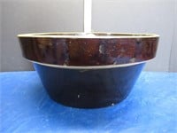 LOW POTTERY MIXING BOWL