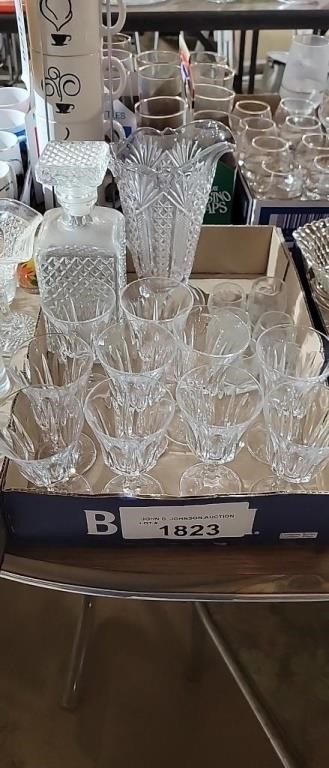 BOX LOT OF BAR GLASSES