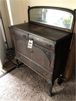 Buffet w/ Small Mirror, 3 Drawers, 2 Doors