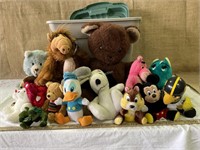 Stuffed Animals with Tote