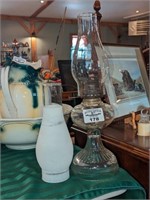 Pedestal oil lamp with additional shade