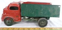 Structo Mfg. 50's? Lift Box Truck