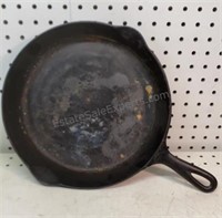 Castiron Puritan Skillet 11 inch