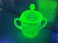 Green glass sugar w/lid