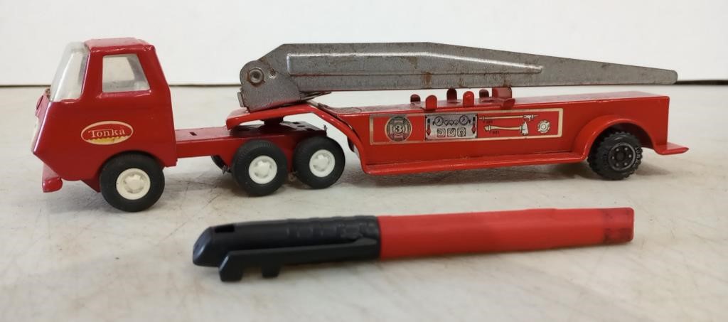 Vintage Tonka Toys Ladder Fire Truck