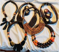 V - WOODEN COSTUME JEWELRY PIECES(J17)
