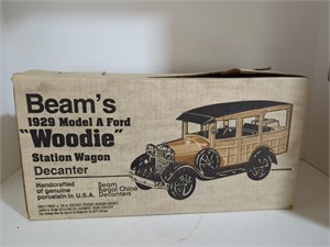 Jim Beam Ford Model A woodie decanter