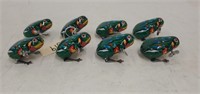 8 Wind-up Hopping frogs In Excellent Condition