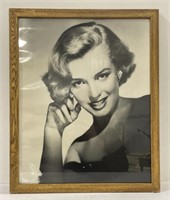 (Z) Framed Marilyn Monroe Print. Appr 18in x 22in