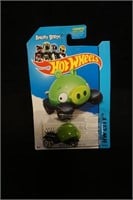 Hot Wheels Angry Birdss Minion Pig