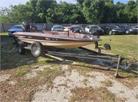 1982 17' HYDRA SPORT BASS BOAT