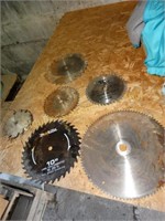 Assorted saw blades largest 12"