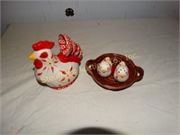 Temp-tations Old World Hen measuring spoons &