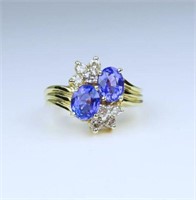 Stunning Tanzanite and Diamond Ring