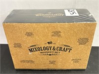 New mixology and craft whiskey set (new sealed)