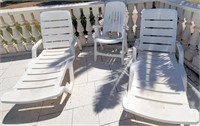J - PAIR OF PATIO LOUNGERS & CHAIR (Y5)