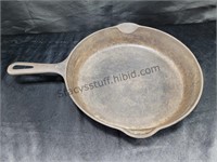 Cast Iron Skillet Griswold #8,, 10.5 Inch