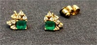18k Emerald and Diamonds Earring