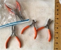 5 small pliers