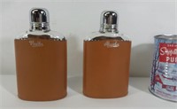 2 flasques à Bourbon et Vodka flasks