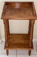 L - CUTE ACCENT TABLE