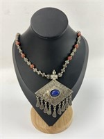 Vintage Silvertone Pendant Necklace w/Semi