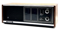 Vtg. Panasonic Model RE-7371 AM-FM Tabeltop Radio