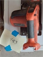 Black & Decker saw and straps / bungee