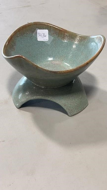 Douglas Ferguson Pottery Bowl