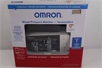 OMROON BLOOD PRESSURE MONITOR BP7455CAN