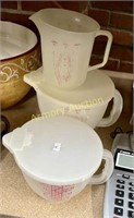 TUPPERWARE BATTER BOWLS - MEASURING CUP