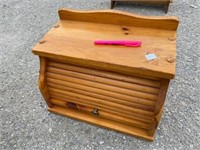 WOOD BREAD BOX