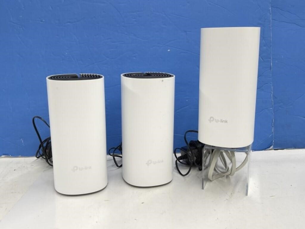 Wifi Tp Link Range Extender With Hub And Two Nodes
