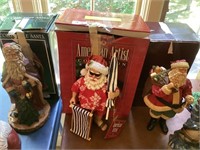 Collectible Santa Claus Figurines