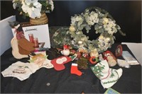 Flat Full Of Christmas w/ Vintage Stocking & More