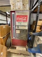 Coke Vending machine 15 bottle dispenser