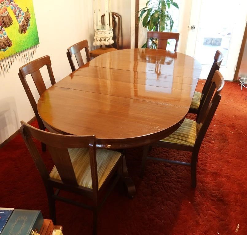 VINTAGE DINING ROOM TABLE & CHAIRS + 10 IN. LEAF