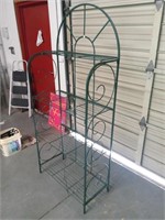 Metal gardening shelves