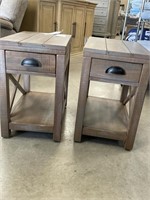 Sunny Design Solid Wood Pair of End Tables