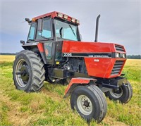 1983 Case International 2096 Tractor. 5578 +/-