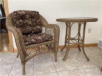 Gorgeous composite wicker chair & table ....