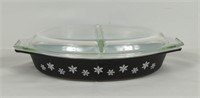 Pyrex  Divided Casserole Black Snowflake w/ Lid