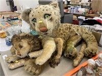 (2) Steiff Stuffed Lions